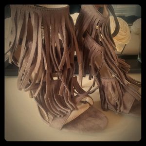 Size 6 suede fringe heels